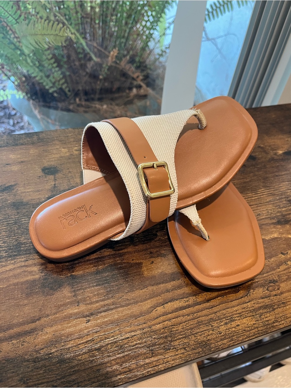 Nordstrom Rack Women's Tan & Cream Buckle Toe-Loop Sandals